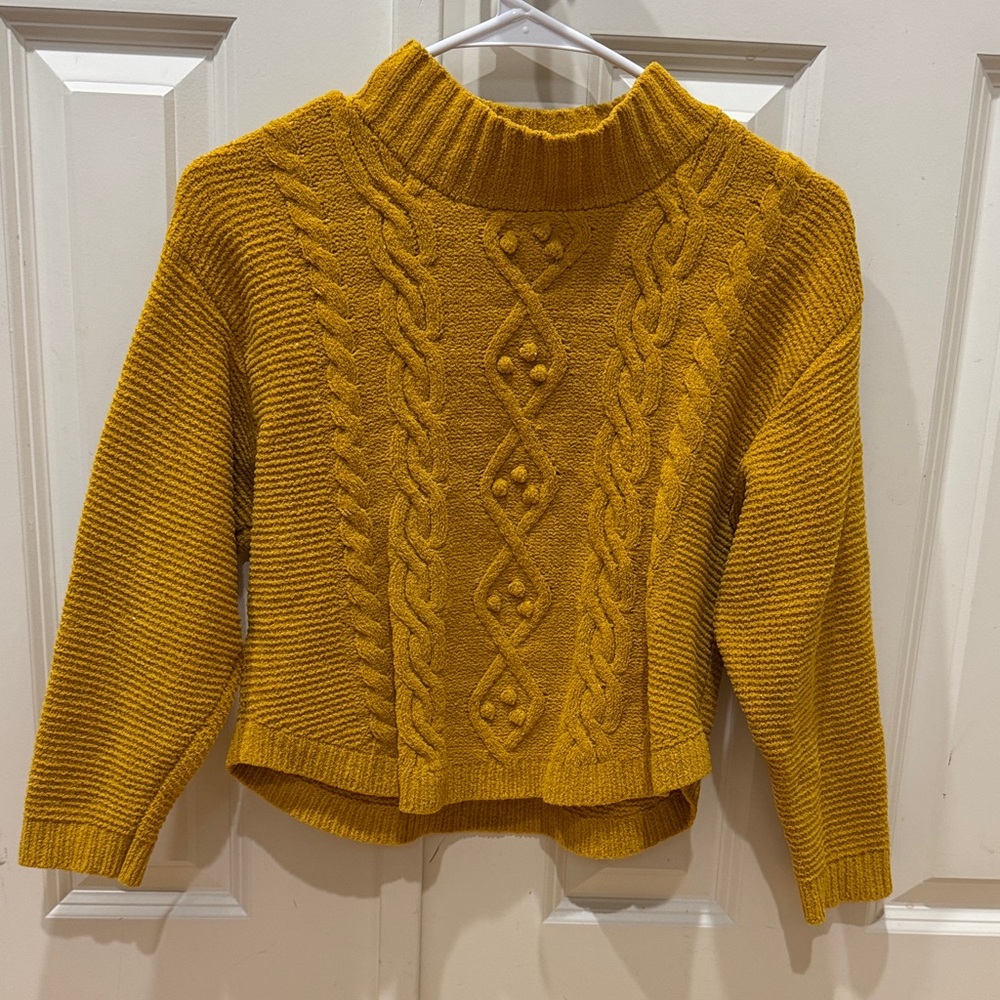 Cat & Jack Mustard Cable Knit Kids Sweater
SIZE 7/8